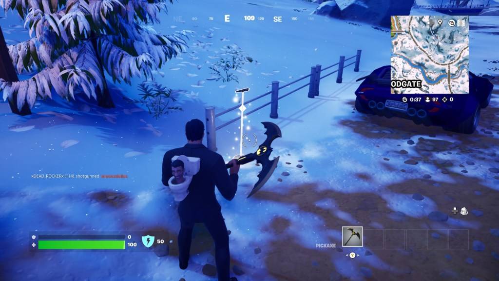 O microfone está como parte de um artigo sobre como seguir a trilha e questionar o viajante desconhecido em Fortnite.