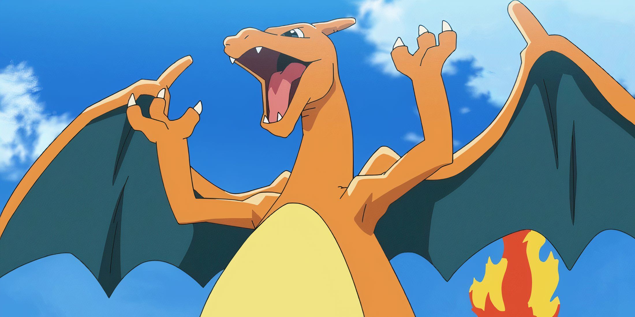 Pokemon Hayranı İnanılmaz Oymalı Charizard Kutusunu Paylaşıyor