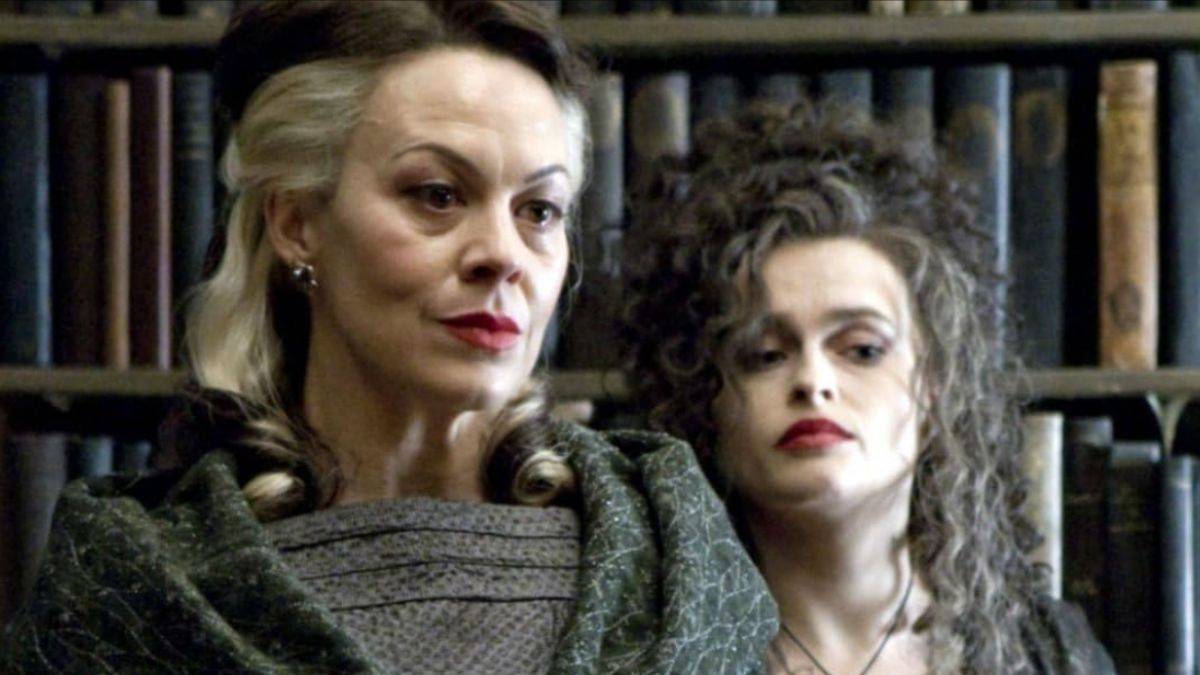 Helen McCrory sebagai Narcissa Malfoy di Harry Potter dan Putera Half-Blood
