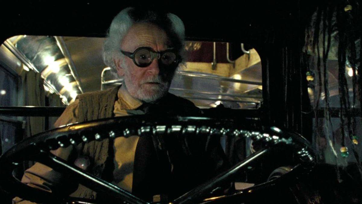 Jimmy Gardner sebagai Ernie di Harry Potter dan Banduan Azkaban