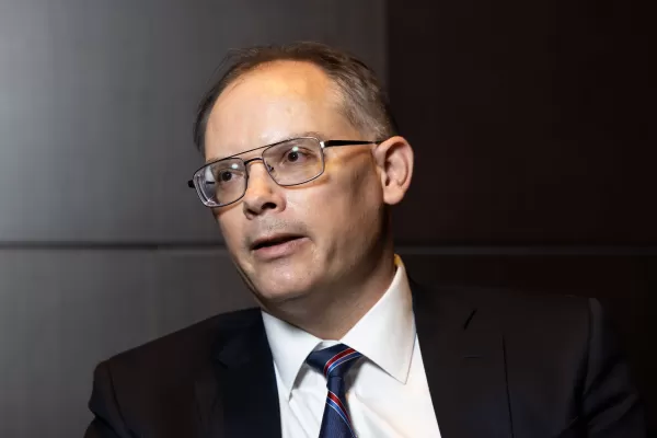 Le PDG d'Epic Tim Sweeney maintient son engagement à défier Apple et Google
